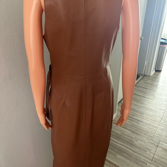 LAGENCE  $495 Amal buckle midi dress  Faux Leather size 4 - Picture 8 of 10